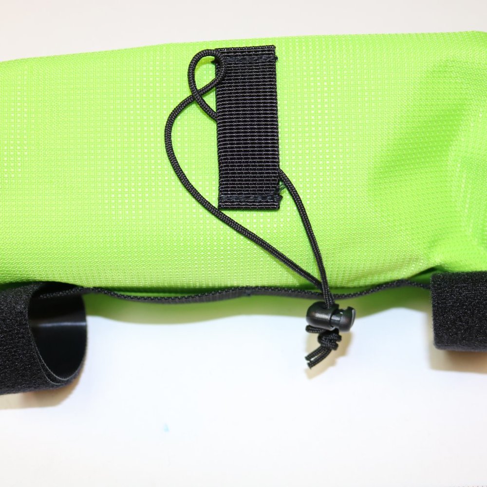 Speedsleev Diego Small Green Handlebar Bag - NEW: Retail $35 - Picture 6 of 6